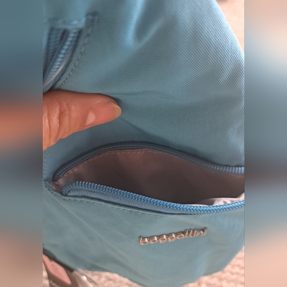 Baggallini Teal Sling Bag UNISEX - Picture 8 of 9